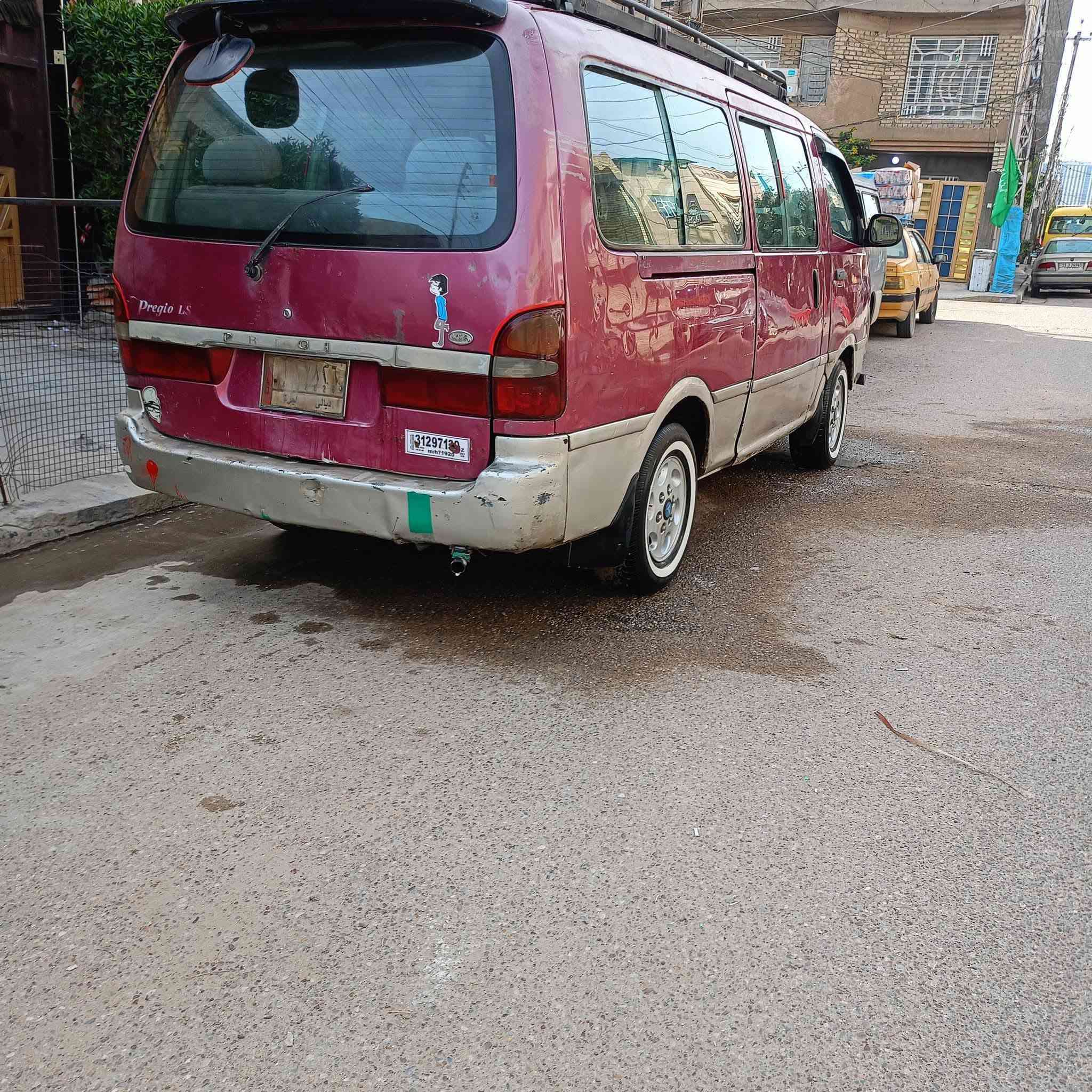 للبيع موديل 96 مشروع وطني سنويا صاقطه قبل شهرين صقطت كير مكينه خير من الله شواصي مكفولات تخم تاير بلاديه قطرت صبغ مابيه مداور ثاني يوم مرواس تراوس وبيع سعر45مكاني بغداد ابو غريب ***********
