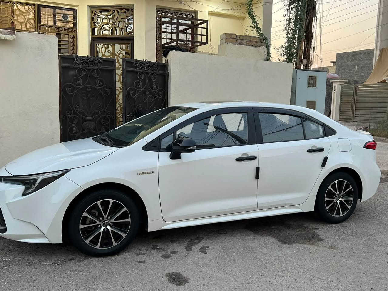 كورلا موديل ٢٠٢٤ هايبرد رقم بغداد باسمي ماشية ٢٣ الف كيلو محرك ١٨٠٠ مكفولة من الضربة والصبغ ماعدا تكحيلات بالدعاميات فقط السعر ١٥٣ ورقة للاستفسار *********** بغداد, العراق
