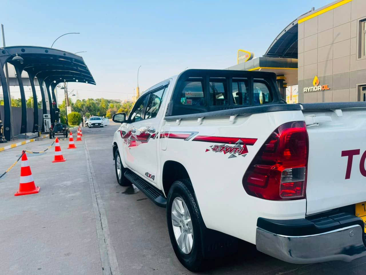 هايلوكس 2020 خليجي SAS 
240 الف km 
*********** أربيل, العراق
