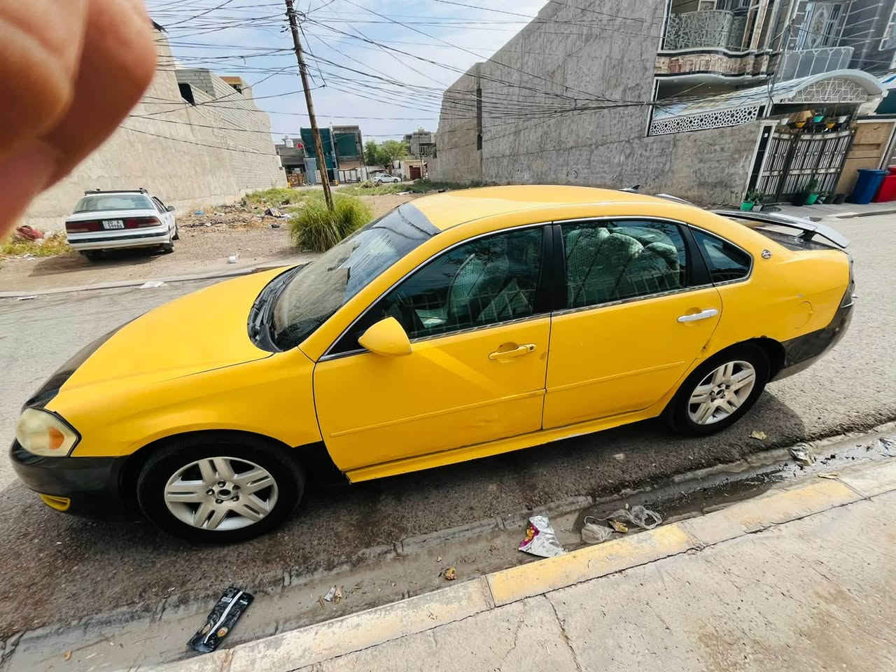 سلام عليكم امبالا اقساط مقدمه ٢٥ وصاحبه يطلب ٤٥ وكل شهر ورقتين الاستفسار ***********
