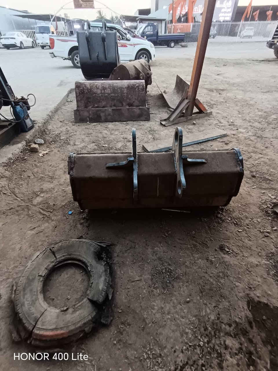 السلام عليكم كيلات تطهير ذراع طويل شغل درجة أولى حديد شرط اوكراني اتصل وتدلل ***********

نص مكتوب في الصور:
- HONOR 400 Lite