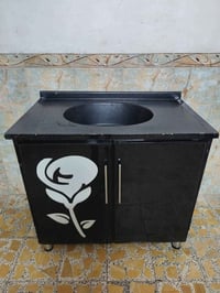 سنك مرمر مستخدم نضيف العنوان الشعب يوجد توصيل بغداد فقط 07700622110