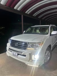 لاندكروز • ٢٠١٥ • رقم بغداد