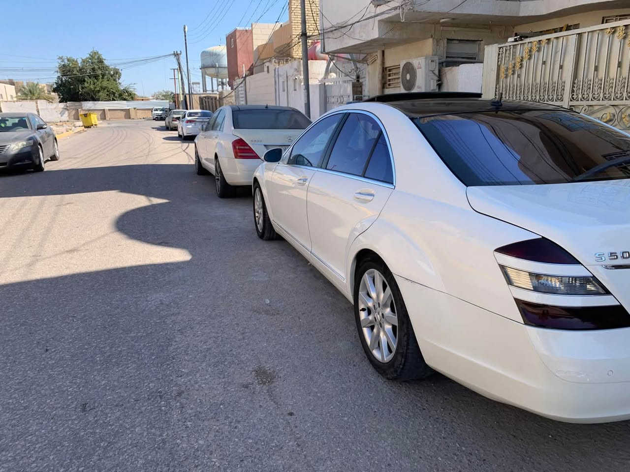 السلام عليكم
مرسيدسS500  2006 w221

رقم بغداد بسمي تحويل ثاني يوم 

صبغ جاملغ خلفي مع دعاميات فط

دخول جديد ترقيم جديد قرار 102 

سنويه جديده لغايه 2031

- لون غرفة اسود+

- مري شفط

- جنطة شفط

-  فتحه سقف

-شاشه + ماوس 

-ستيرن كهرباء + تحكم ستيرن جهتين

- تبريد منفصل + قطعتين تبريد 

-كشنات كهرباء جهتين

-تدفئه  تبريد كشنات 

-خزن ميموري 

-وضعيات قياده E-S-M

-اشاير مري 

-كروس سرعه 

-شاشه + تحكمات

-جام بلورايز بلادي

-بلوتوث بلادي 

-ويل ١٨ اصلي

-كامرة خلفية بلاد

- ثلاجه 

- برده خلفيه بلاد 

وباقي المواصفات معروفة

   بيهه جاملغ خلفي صبغ مع دعاميات فقط .سياره جاهزة 

 السعر 160  وبيها مجال

الشراي يتصل ***********  متوفر واتساب
