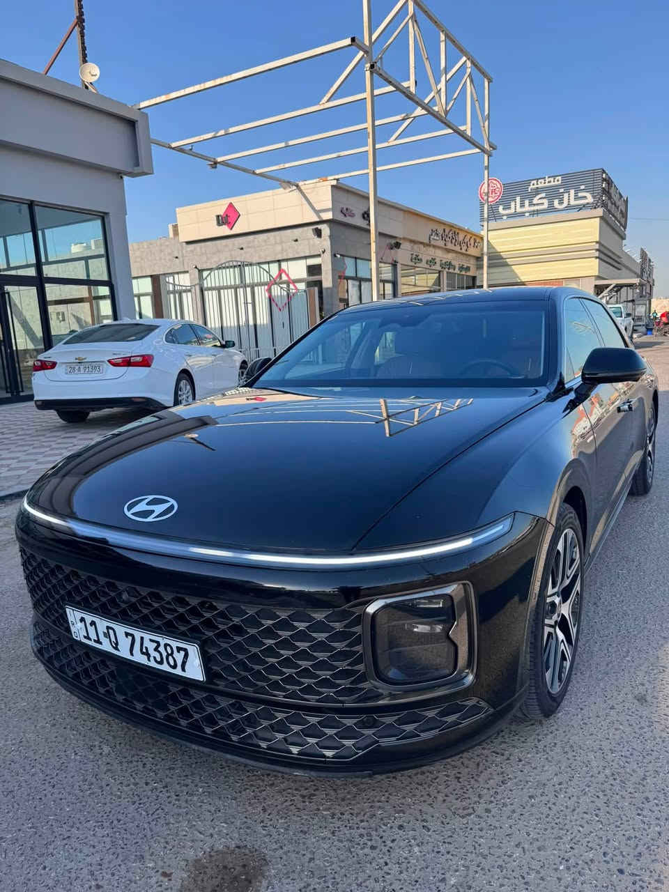 ازيرا 2023
السلام عليكم
 ازيرا الشكل الجديد موديل Vip 2023 اعلى مواصفاات مواصفات خاصه فول وراد كوري هايبرد + بانزين
المواصفات فول واحد ع واحد
ماشية 47 الف كيلو 
جنطة كهرباء
كلشي لمس
الكشنات جلد دشبول جلد لونين 
مساج ب كشنات
٣شاشات فول تحكم + شفتات ستيرن
 واتو بارك مري قلاب نقطه عمياء كامره محيطيه
كهرباء فول تحكم كهرباء ستيرن كهرباء 
 الكشنات حار بارد
6 كاميرات حساسات امامية خلفية رادارت امامية وخلفي تشغيل عن بعد تتقدم وترجع بالريمونت 
 وبردة خلفية  كهرباء وبعد هواي ما ينعدن
المواصفات من الاخير السياره ماكو شي ما بيهة
تبديل جاملغين امامي   + بنيد 
تايرات جديد 
الصدر مال وكاله 
السونار  موجود 
السياره مكينه كير ع شرط +ربع ما ذب عليهة جاهزة ع اخر حبايه السعر: 200 قفل  سيارة نضيفة كلش 
مكان السياره  النجف 
للاستفسار الاتصال *********** موجود وتساب 
مداور شوكت ما تريد
