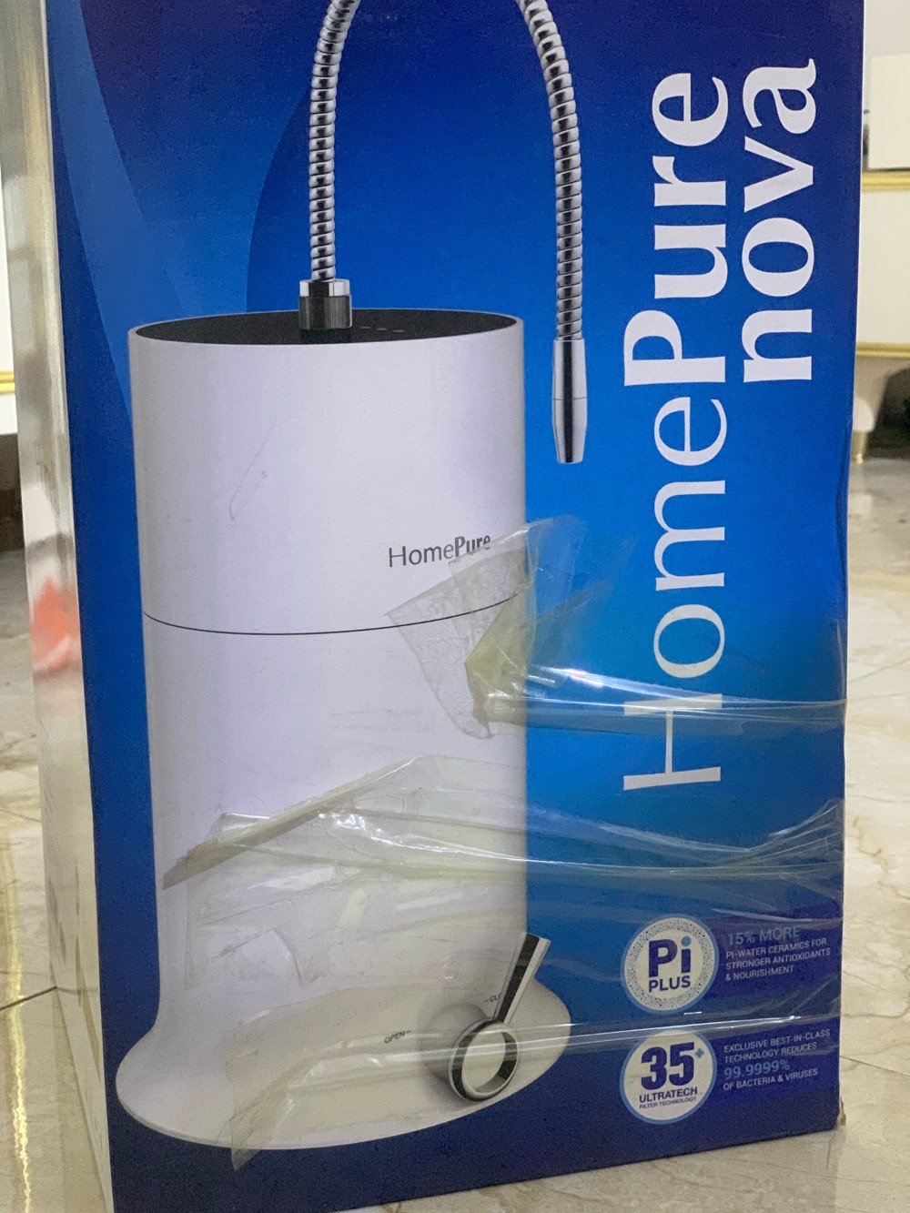 للبيع جهاز تنقية المياه HomePure Nova من شركة كيونت (QNET) العالمية، جديد بالكرتونة وغير مستعمل نهائياً.
 الحالة: جديد تماماً (أصلية بالعلبة والملحقات كاملة).
 الملحقات الإضافية: يجي وياه الفلتر الأولي (HomePure Prefilter 1mc) لحماية الجهاز وتنقية الأتربة والرمال.
 المميزات:
 تقنية ترشيح 9 في 1 مع غشاء 35 Ultratech لإزالة 99.9999% من البكتيريا والفيروسات.
 يعمل بدون كهرباء وبدون هدر للمياه.
 معزز بتقنية Pi-Water لماء صحي ونقي وغني بمضادات الأكسدة.
 يزيل الكلور، الروائح، والشوائب بالكامل.
السعر المطلوب: 850,000 دينار عراقي (قابل للتفاوض البسيط للجادين).