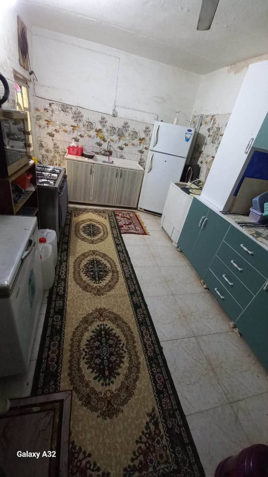 دار للبيع الموقع حي اور الثانيه
100 متر خلفي 
بناء بلوك وطابوگ 
عگاده .
ماي ومجاري وخدمات كاملة وتبليط بباب البيت موقع كلش حلو .السعر مناسب للاستفسار الاتصال ***********

نص مكتوب في الصور:
- Galaxy A32