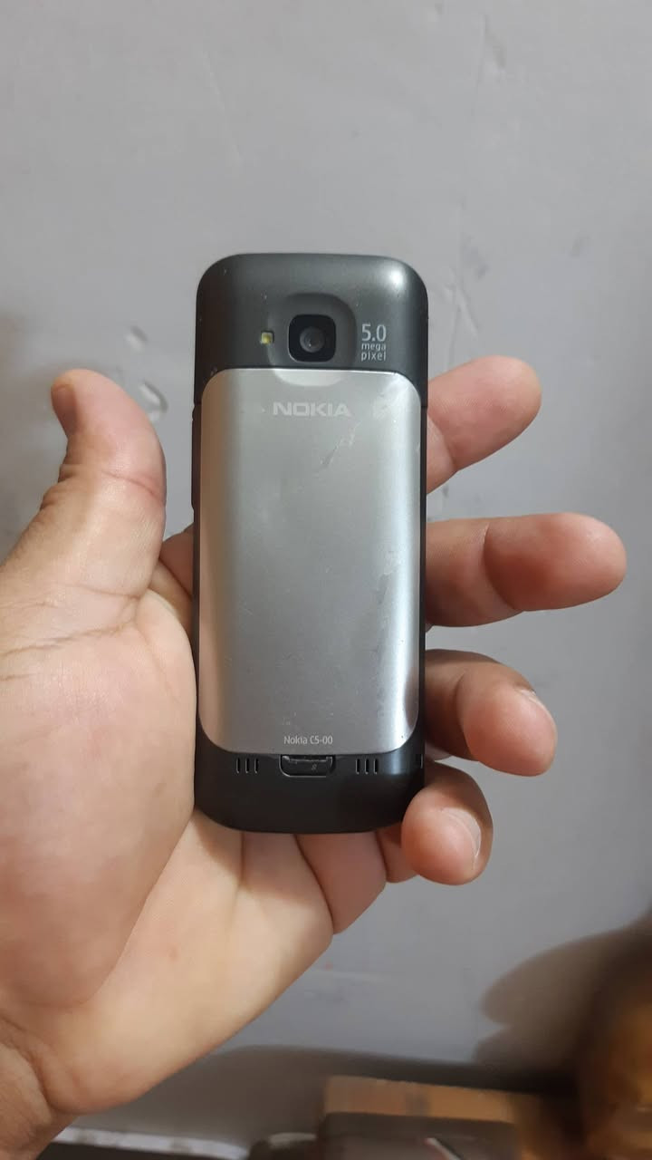 جهاز نوكيا C5للبيع السعر ب ٣٥ الف الاتصال على الرقم ***********
