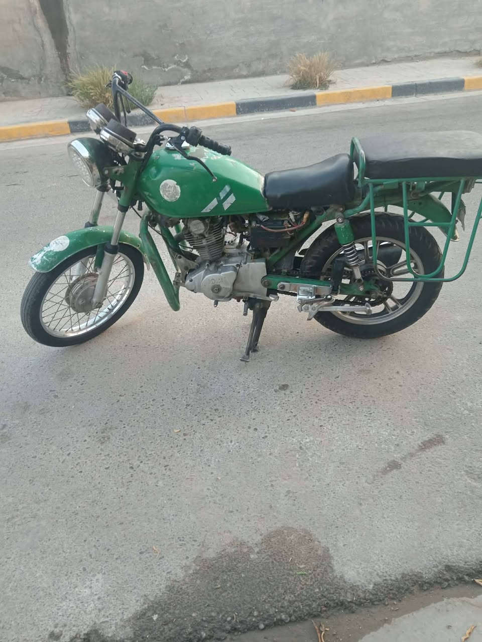 السلام عليكم ماطور هندي شغال سلف لايت سكن محرك لاتنقيص ولا تبخير السعر 250 وبي مجال قليل ***********مكاني بلد
