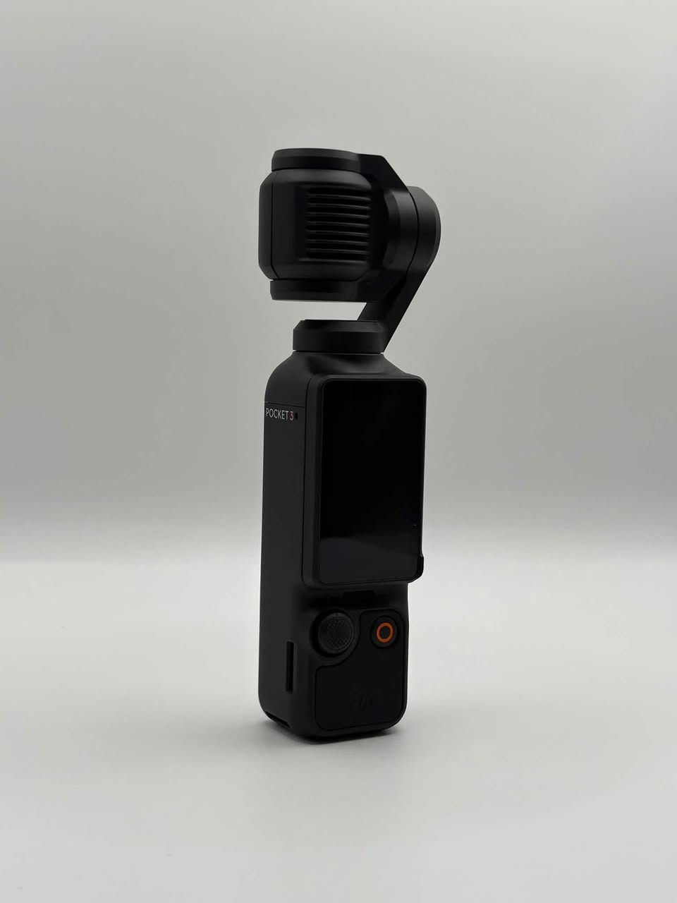علان جاهز للبيع 📸
للبيع DJI Osmo Pocket 3 – Creator Combo 🔥

✅ جديدة مستخدم قليل كلش 
✅ حزمة Creator Combo
✅ مستشعر 1-inch CMOS
✅ تصوير 4K حتى 120fps
✅ مثبت ميكانيكي 3 محاور
✅ شاشة OLED لمس دوّارة 2 إنش
✅ تشمل ميكروفون DJI Mic 2 وملحقات الحزمة

السعر: [٦٥٠] دينار قابل للتفاوض بشكل بسيط

📍 المكان: [ذي قار  قضاء النصر ]
📞 للتواصل:واتساب: ***********

