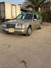 مارسيدس دب 300 موديل 1989 محدث 92 سياره كير ومكينه بطه تخم تاير جديد ت...
