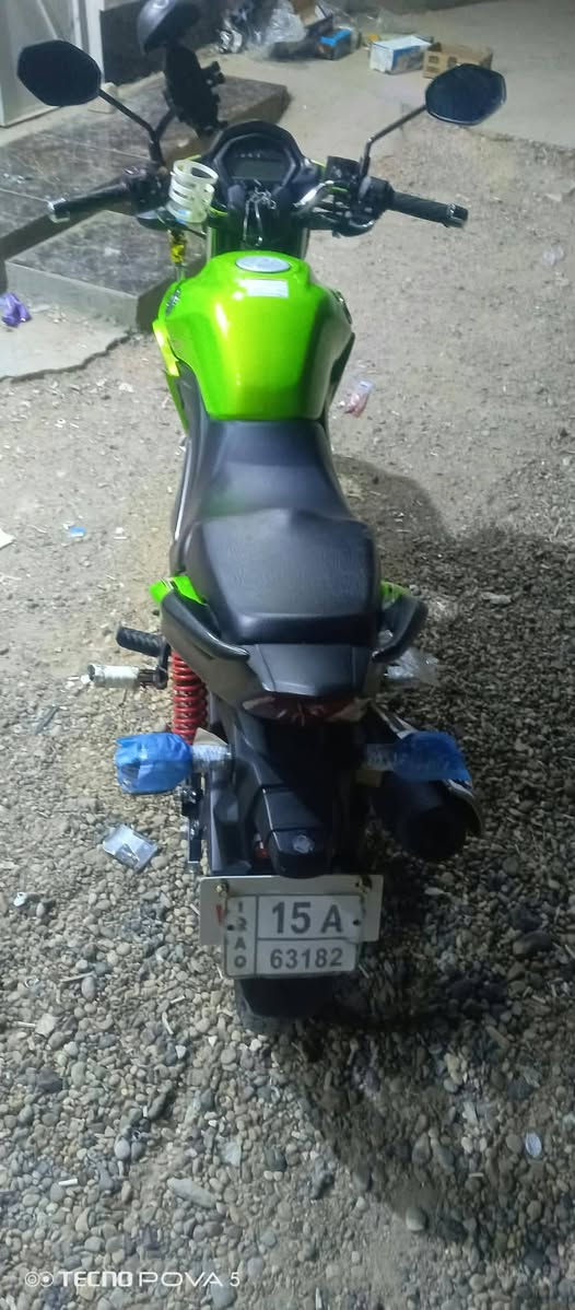 مكلف بالنشر غير متواجد ع نت
هاوجي للبيع مديل 23 طالع بل 26 مسجل سنويه عل تحويل تستلم لوحات  بسم محمد مزهر  ممشاها 6 الف دراجه نضيفه عنوان جزيرت الرمادي سعر 18 ونص بي مجال 

فقط اتصال ***********

نص مكتوب في الصور:
- TECNO POVA 5