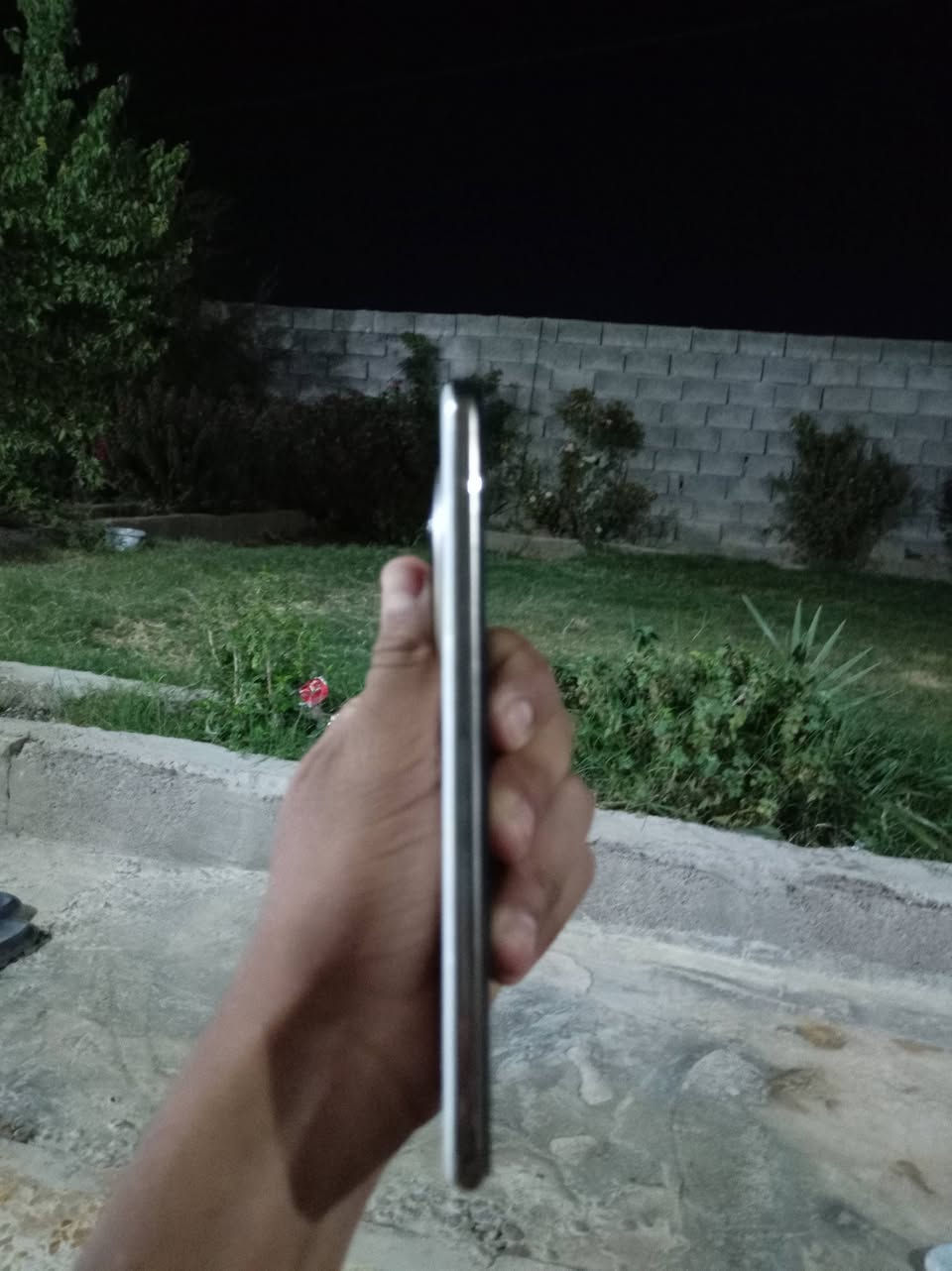 سلام عليكم موبايل البيع ريلمي 14برو بلص مستخدم شهرين نضافه فولل ***********
