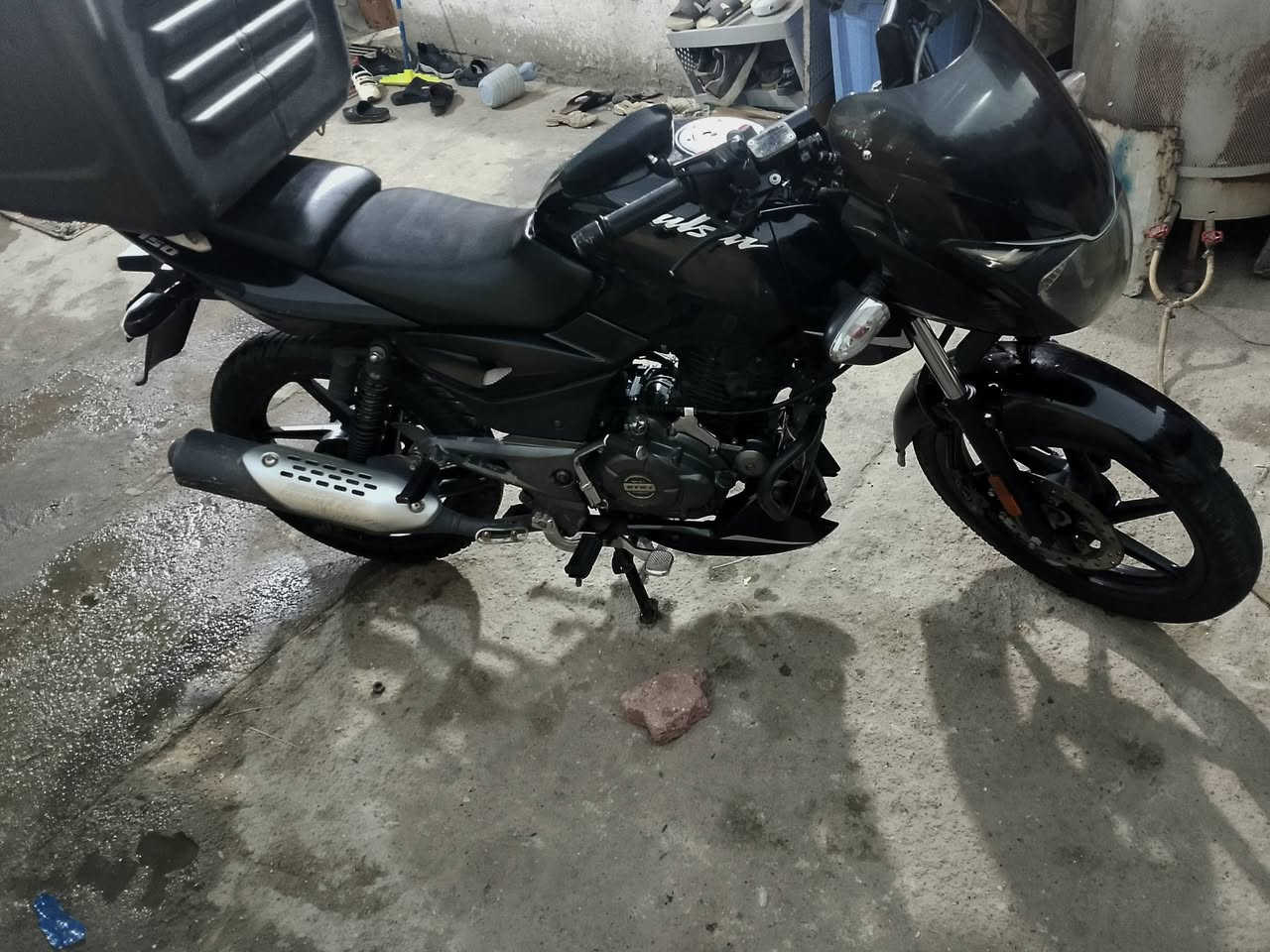 مركز البصرة
سلام عليكم بولسر نيون 150cc مديل 2021 شهر 11 طالعة 22 الدراجة رقم وسنوية باسم صديق شرط الشراي يحول الوحات باقية بالمرور السنوية 2028شهر 12 يعني 29 الدراجة مجفتة مرة وحدة تجفيت كامل حتة كاور كلشي شركة وجديد بالمكينة انا مشتغلهه باييدي الدراجة نضيفة مقارنا بالموجودات محافضين عليهه  كشرتهه حلوة كفر الزنجيل ولدرع موجودات ما ناقصهه شي غير واير سرعة عطلان كهربائيت كاملة تاير خلفي جديد الأمامي تعبان الدراجة مال جناي ثاني تبديلة دهن كل اسبوع امزويل 20w50 اعبيهه سعر 1500 مكاني بصرة الشراي يتصل واتساب موجود ***********
