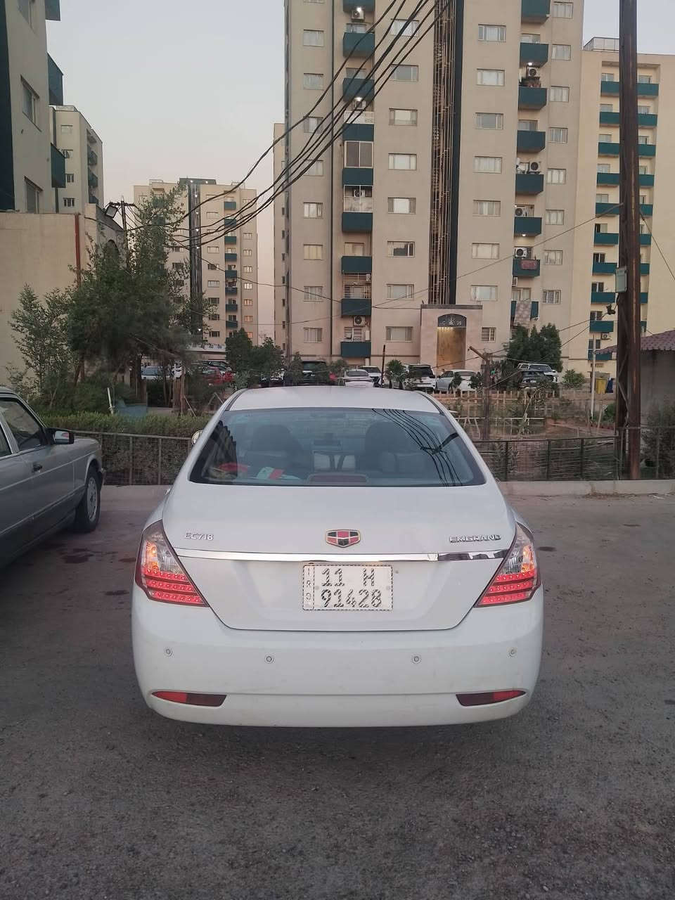 السلام عليكم
امكراند c7
موديل 13 
السعر 53 ورقة
مكانها بغداد ورقمها بغداد انكليزي  باسم والدي 
تبريد شغال السيارة كلش نظيفه بيها ضربة جوملغ وبنيد مصلح وجاهز للاستفسار الاتصال علواتس اب *********** علما علمازنجر غير متوفر واي استفسار يمكم الرقم وتدللون
