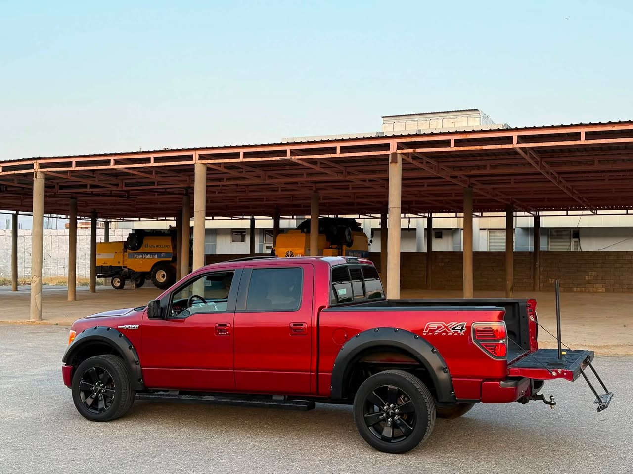 Ford  F150 niva
موديل 2014 شريكه نيفا

فول مواصفات 

محرك 8سلندر مرغوب،4x4

سياره بدون مصروف

گیر محرک بشرت

بدون صبغ 

سنوي بأسمي

سعر 160$ومجال

***********
