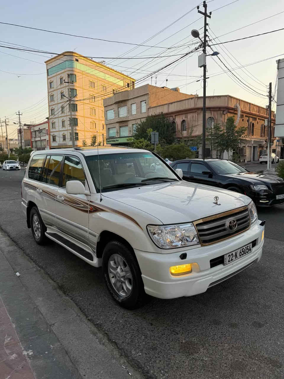 مۆنیکا مۆدێل ٢٠٠٧ فول مواسه فات 
١٨٠ هەزار رۆیشتوه  به شه رتي گیرو مەکینەو ته بريدو هه مو گياني به شه رت 
دەعامی لۆ دەعامی بەشەرت
یەک پەلەی سبوغە بەس لە جانتاکای دواواەی بەبێ دەعم و لیدران 
سەیارەکە بەس ماشاللەی دەویت دەعامی لۆ دەعامی نوقسانیت تێدا دیتەوە مەبە 
سعری 233وەرەقە یەک تۆز مەجالی تیدایە
له كؤيه داده نيشم
***********
*********** كويسينجاك, أربيل
