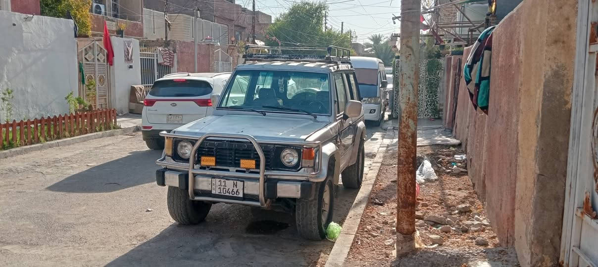 سلام عليكم للبيع سياره جاهزه مكينه كاز  صدر شوي تعبان سعر 35  ***********
