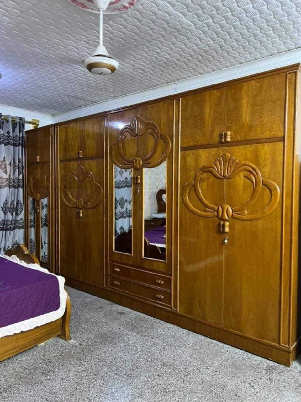 غرفه صاج بورمي 
السعر : مليون و600 
 للتواصل والاستفسار: ***********
