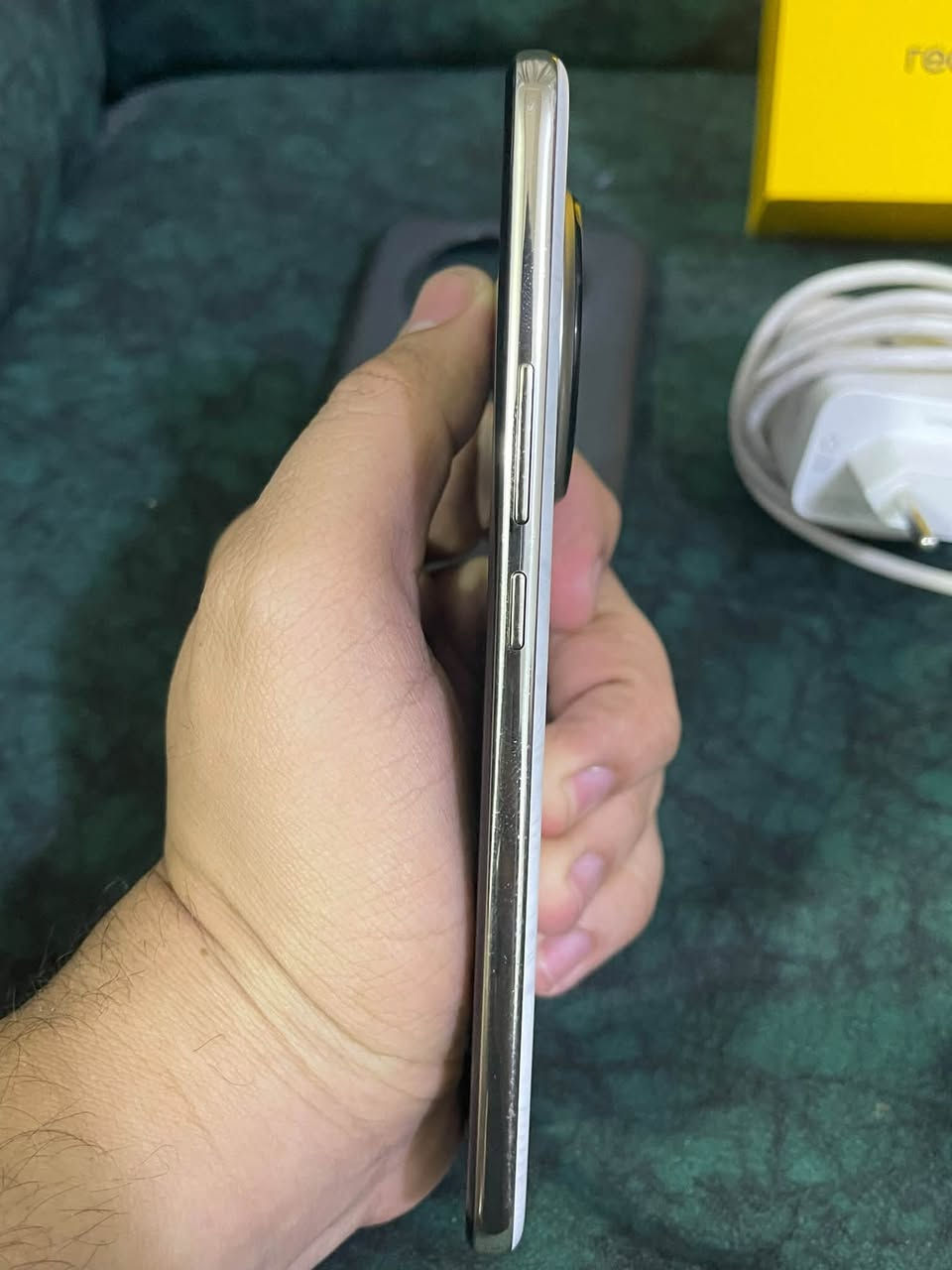 السلام عليكم
ريلمي ١٤برو بلاص 5G ذاكرة 512
اخو الجديد كامل ملحقات شخط مابي ٤٥٠وبي مجال مكاني بغداد المشتل ***********
