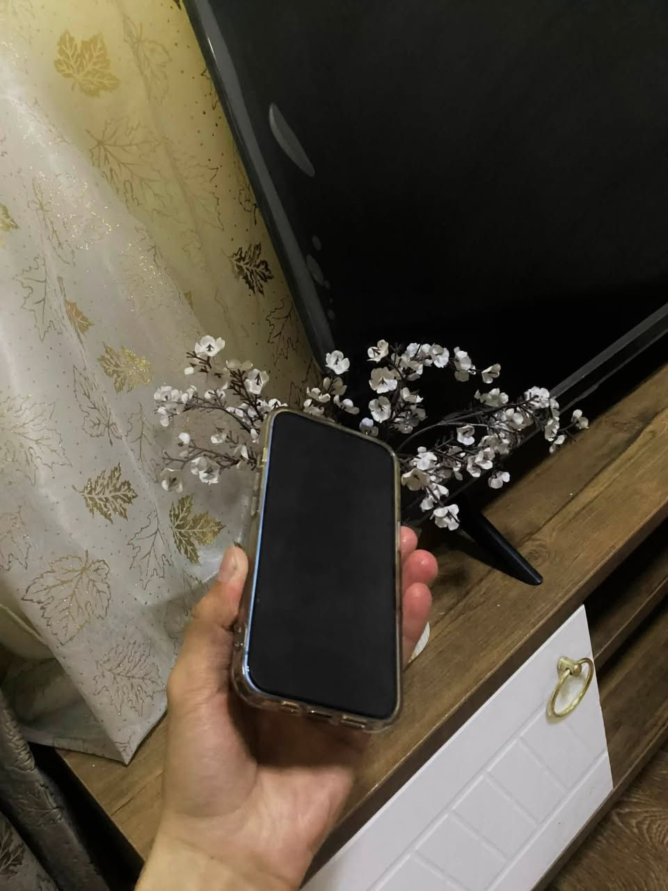 ايفون 13 كامرتين 🤍
ذاكره 128 
دبل سيم كارت
نظافه 100‎%‎
بطاريه 89
السعر 450
مكاني بغداد الدوره حي الصحه 
متواجد واتساب ***********
