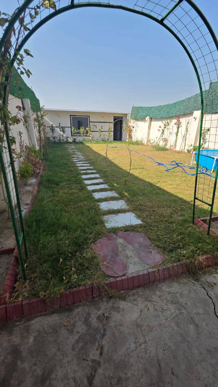 🌿 حديقة جميلة جداً للبيع 🌿
📍 الموقع: شارع الطاحونة مقابل معمل الغاز
📐 المساحة: 170 متر مربع
📜 صنف الأرض: سند زراعي 25 تحويل مباشر
🏡 مواصفات المزرعة: ✅ تحتوي على غرفة ✅ صحيات ✅ ماء وكهرباء ✅ موقع مميز جداً
🌳 فرصة جميلة للسكن أو الاستثمار والاستراحة.
📞 للاستفسار والتفاصيل: ***********
🌹 مع تحيات إدارة مكتب الريان للعقارات ✨ الثقة أساس النجاح
