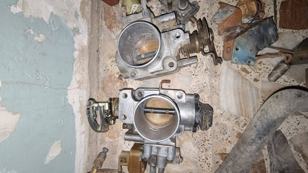 جويتر عدد ثنين
واير لك اصلي
طوافات 3
باور ستيرن
تخم نوزل اصلي حاويه
شريط ستيرن  اصلي 
حساس مابي سنسر اصلي
حساس طرق او دوانز
كلهن حاويه ونظاف
ابيع شلع وسعر مناسب 
بغداد مدينة الصدر 
***********
