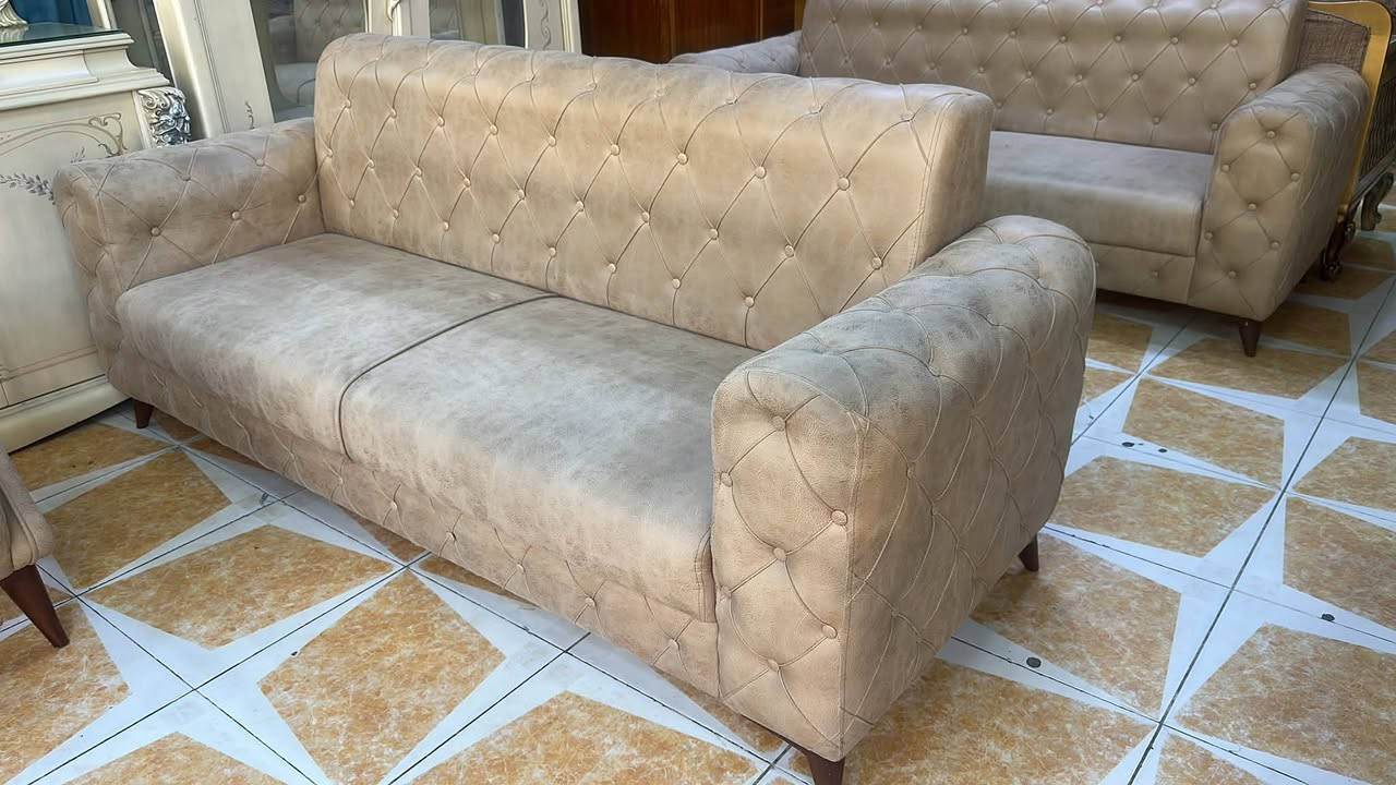 تخم عشره مقعد السعر ٨٠٠الف التخم حطاطه في معرض الرمادي العنوان شارع الكص قرب سوق الذهب رياض العبيدي ***********
