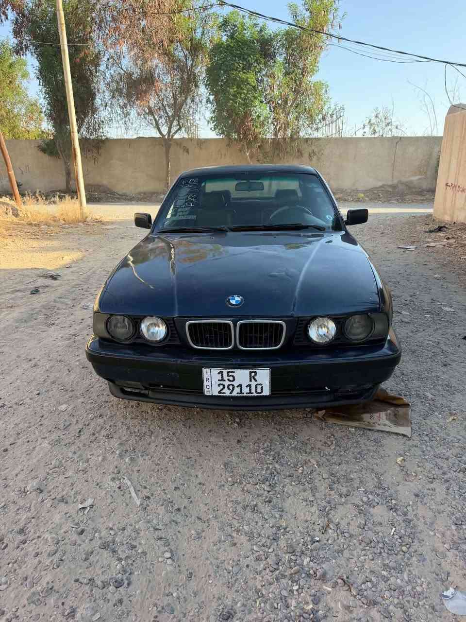 بي ام للبيع 91 محرك وكير جدد صدر جديد السياره لوك سنويه لل 28 تخم تاير جاهزه السياره تبريد شغال شرط التحويل بيع فقط السعر 40
