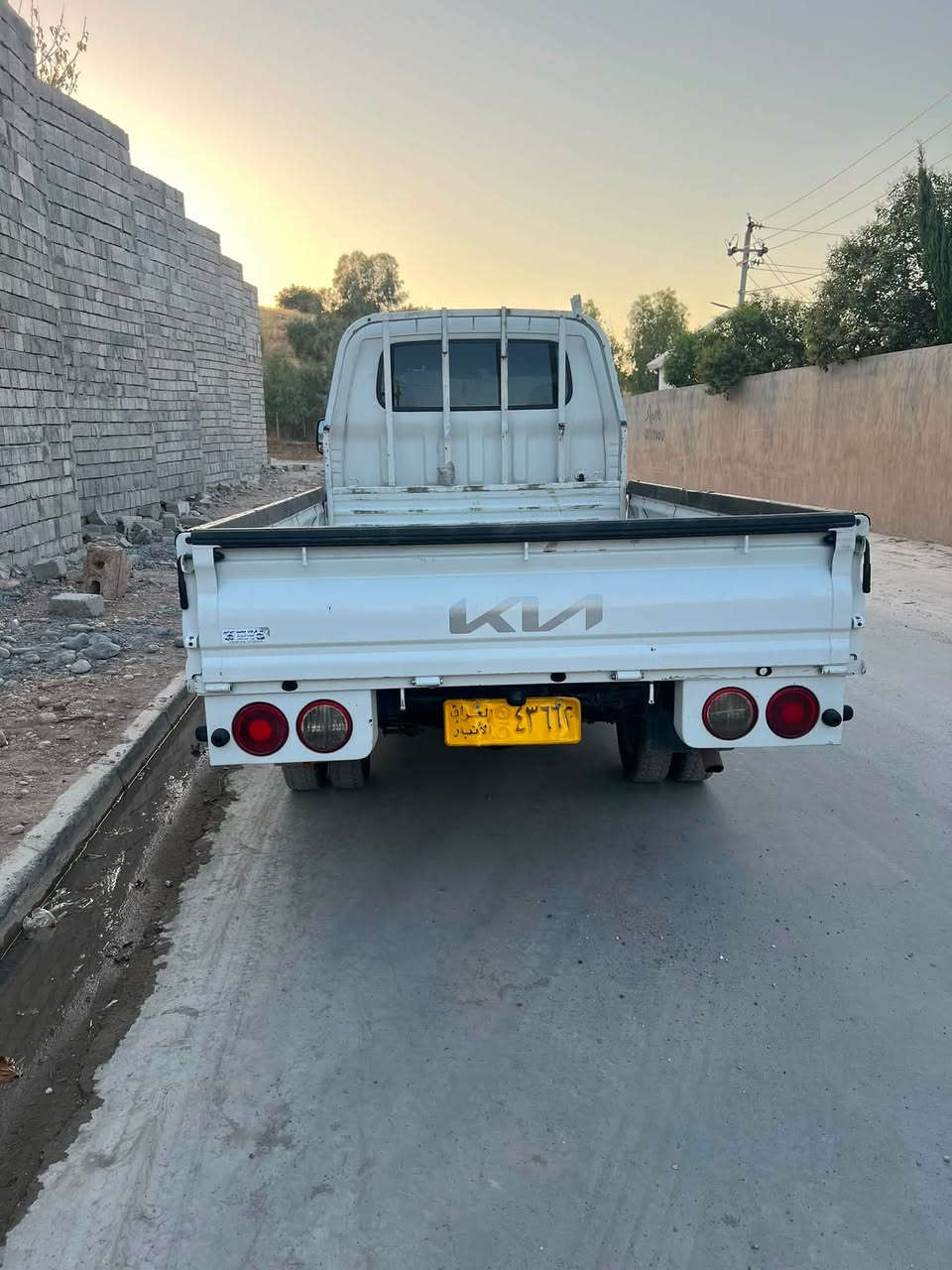 كيادووباره  موديل٢٠١٠ زور خاوينه. ١٧٨ هه زار عه قيقي رويه   بريك به سترا كاره باي گير مه كينه كامل جايز به شه رت. جوار تاي پشته وه لؤك لؤك. اسلي تا زه به ستاومه ژ م ***********  سحري ٦٠ و مه جاليكي زؤر كه م نه سه ري من بيشينه ني خؤت ته له فون مه كه. ئه گه ر مشته ري ني
