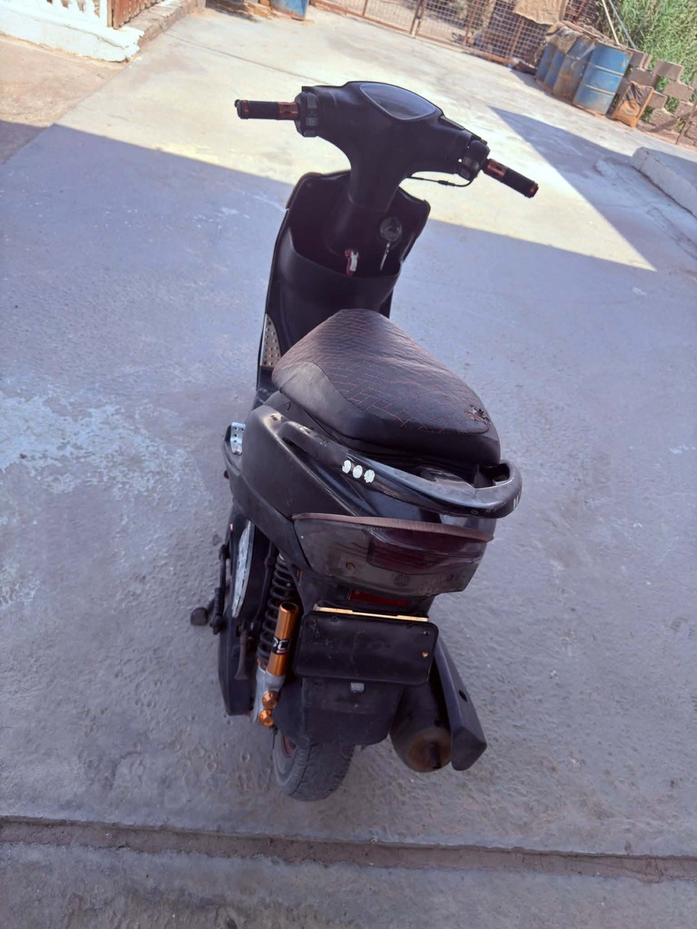للبيع .. دراجه ماكس عدله نضيفه كلشي شغال بيهه مابيهه نقص .. مفتوحهه مره وحده شغل عدل سعر ٦٥٠ وبيها مجال قليل 
العنوان البصره .الدير 
***********