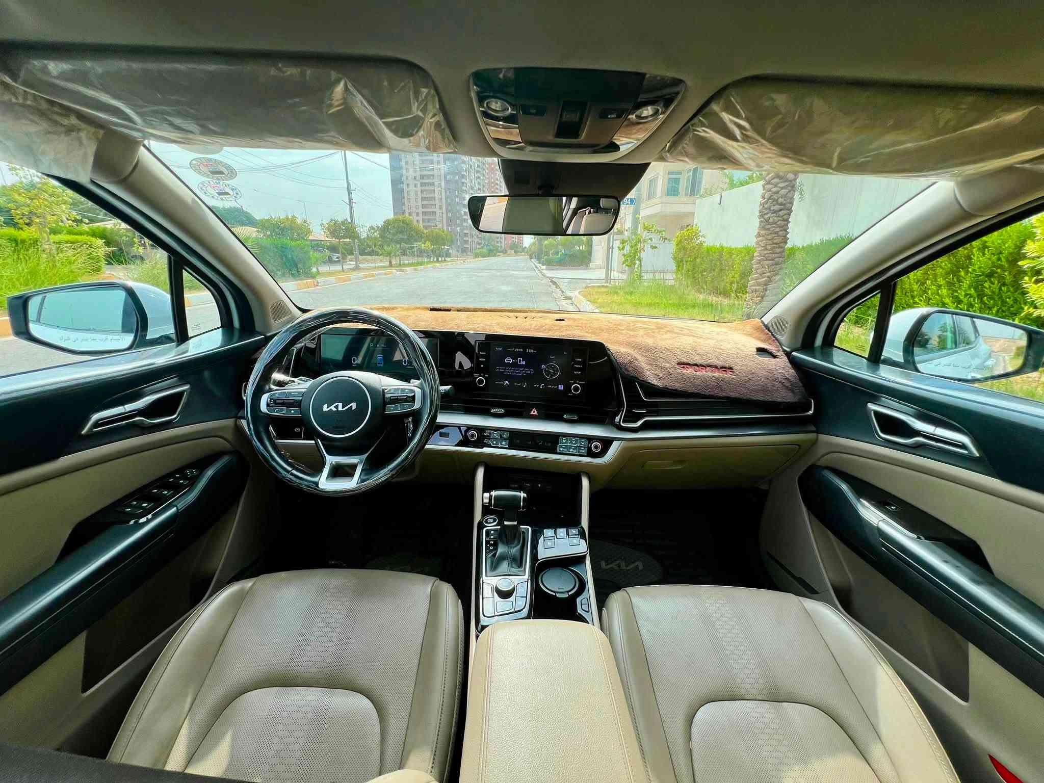 ‏kia sportage 2024
كيا سبورتاج2024
فول مواسفات 
وارد خليجي
‏‎ - بانوراما
‏‎ - حساسات أمامية
‏‎ - حساسات خلفية
‏‎ - لايت زينون + LED
‏‎ - بك لايت LED
‏‎ - ويل كب 19
-‏‎ تشغيل عن بعد
‏‎ -فتح الصندوق كهرباء ذكي
-بصمه
- ابواب بصمه
‏-‎ دشبول شاشة
‏‎ - تدفئة المقود والكشنات الأمامية
‏‎ - مثبت السرعة Cruise
‏‎ - فحص أنظمة السيارة
- تبريد قطعتين
- كشن هيتر حار و بارد
‏‎ - حساسات ضغط اطارات
شحن واير ليس
سكان هيتر
‏‎ - هاند بريك بصمة
‏‎‏- ABS
‏‎‏ - Auto Hold    أوتو هولد
‏‎- نظام مانع الانزلاق
نظام سبورت
نظام ايكو نورمال سمارت‏
ملاحظة/ السيارة مكفولة كفالة عامة من كل شيء
السعر 222 
للاستفسار ***********

