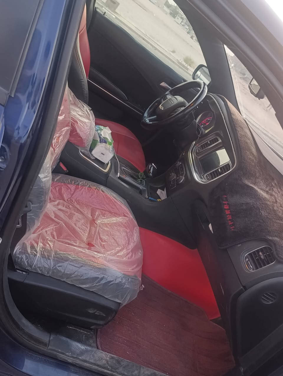 جارجر 17 سنويه 31 السياره جاهزه حداده تبريد مكينه 3600 وكير  مابيق لاصبق ولا تبديل فقط بيه بارد كد شبر باب الصندوق  
فور ويل ولاغينه 
150  وبيه مجال
او مراوس  انترا  اوسوناتي اونيسان سنتر 
***********
