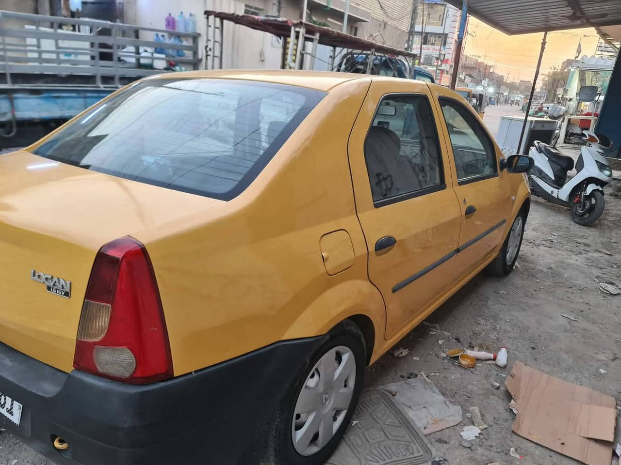 سلام عليكم رينو لوكان للبيع  موديل 14رقم بغداد نكليزي بسمي تحويل  مباشر سياره مكفوله كفاله عامه من كلشي مكان بغداد ***********
