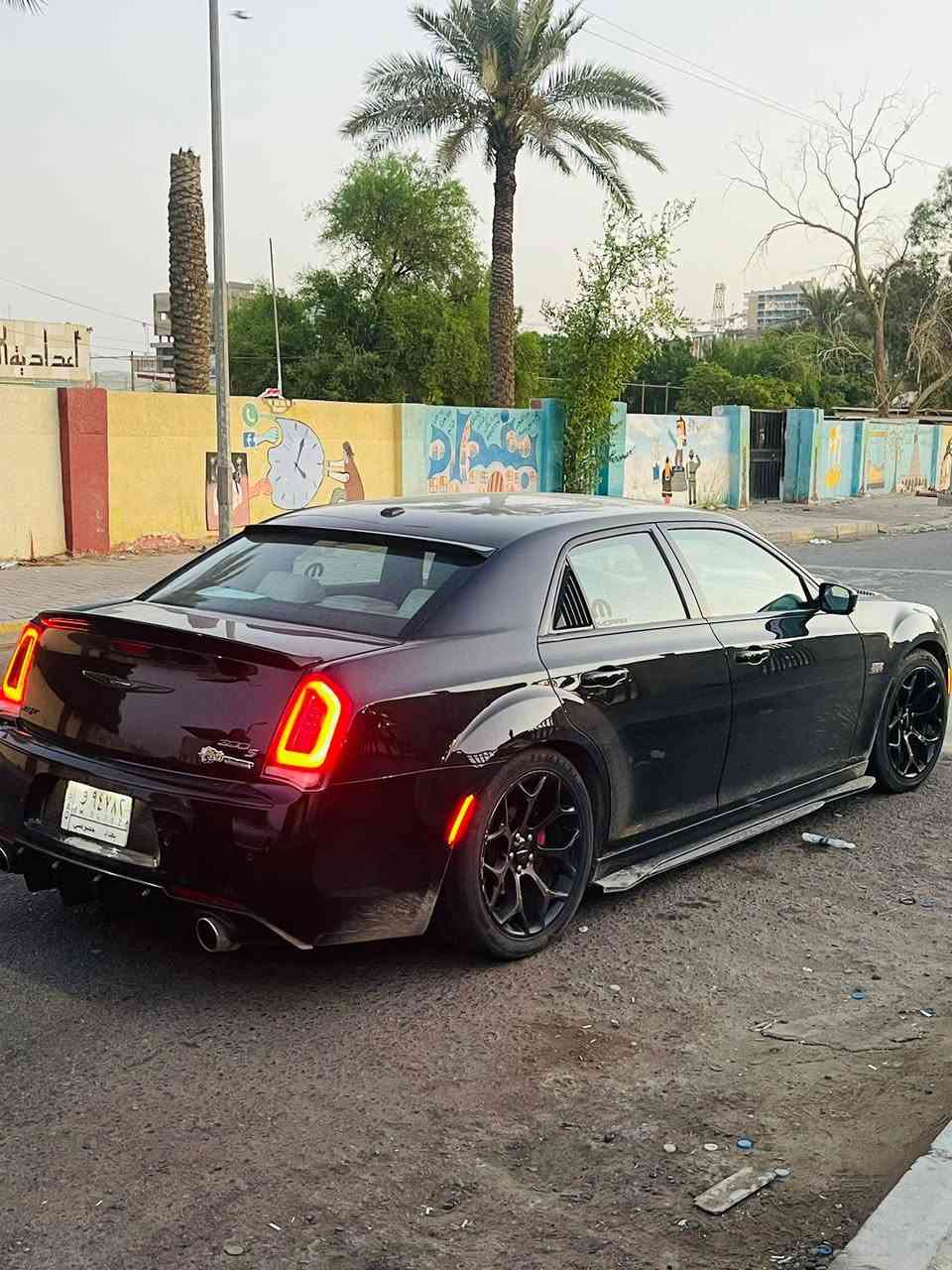 السلام عليكم 
كلايسلر 300s 5700 هيمي 2017 
مواصفات واحد علة واحد 
رقم بغداد بسمي 
كلين اكرر كلين محدثه SRT 
كزوز صوت رعيد شادهه 10$ 
برمجه فصله وطلقات 
رادار حساسات أمامي خلفي 
كشنات تدفئه 
دمام بلصندوك بلادي 
بانوراما 
سيارة كلش قوية بلشارع 
 سعر اتصل وبيك خير وتدلل مكاني ديالى بعقوبة 
***********
