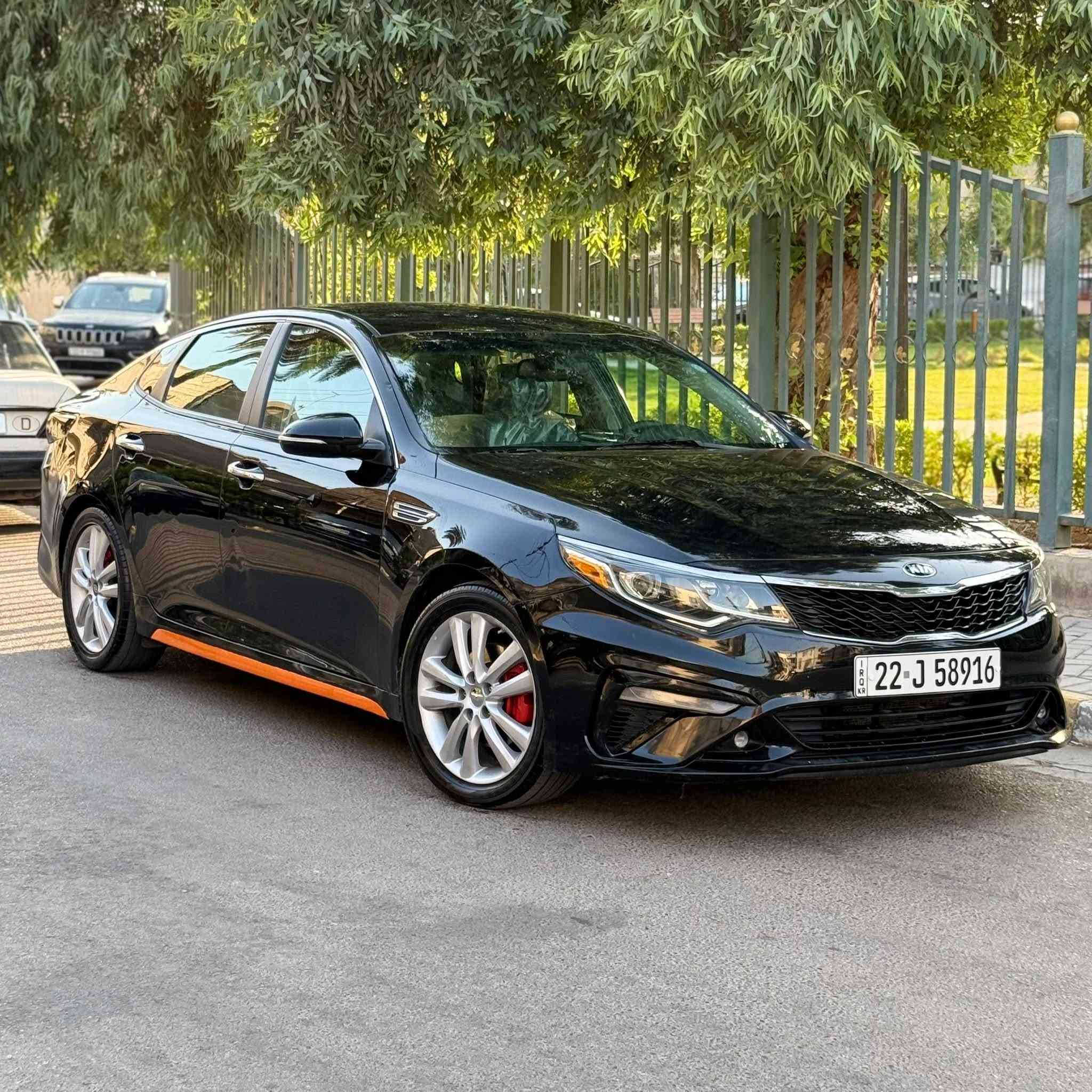 كيا اوبتما (KIA OPTIMA ) 2019 فئة S
رقم أربيل الجديد هزه وسنويه جديده تحويل او وكاله ثاني يوم ماشيه 49 الف mi فقط سياره على إيد وحده استخدام شخصي 
مكينه GDI 2400 كفاله من الفتح والتبخير والتنقيص ولا دوانز بشرط كير بحاله الوكاله تبريد ثلج صدر امامي خلفي جديد السياره بدون نقص كامله من كل النواحي 

حادث امريكا فقط جاملغ خلفي وباب رش ليبل واحد بدون تبديل بچم كبس بدون ايرباك حتى الدعاميه الاماميه ما مفتوحه بشرط بدون حالوب بدون جراد شرط الفحص صور السونار بلمنشور 

مواصفات السياره فول للأخير عدا الفتحه 
- فول تحكم ستيرن
- بصمه تشغيل و صندوق و ابواب 
- شاشة كبيره تدعم نظام كار بلي 
- كشنات جلد اسود تحكم كهرباء 
- اشاير مري واناره ترحيب بليدات 
- لايت لد و كشافات إماميه و بك لايت الs لد 
- دبل كزوز رياضي 
- تبريد منفصل 
- رادار امامي وخلفي 
- ثلاثه أنظمة قياده ( ico  sport comfort )
- نظام النقطه العمياء بلمري
- أربعه حساس خلفي
- كامره خلفيه دواره
- نظام تحديد مسار
- نظام مانع انزلاق
- نظام مثبت سرعه
باقي المواصفات المعروفه

مكاني بغداد - السيدية
السعر 120 ورقه وبيه مجال للشراي 
*********** واتساب او اتصال
