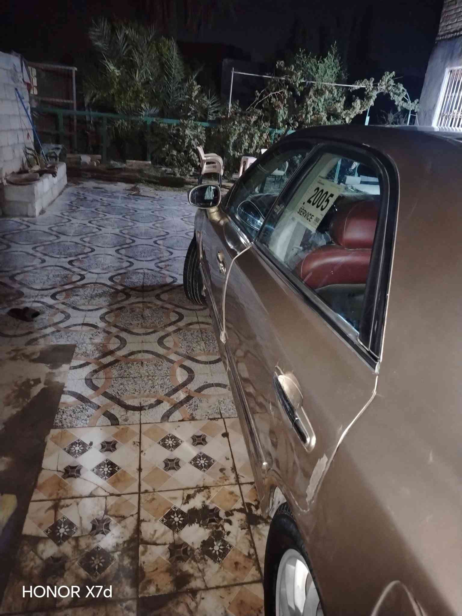 السلام عليكم ورحمة الله وبركاته
للبيـع سوناتأ كراند موديل 2005 مصبوغه جمالية
 
 رقم بايل

رقم نكليزي. الجديد.               تحويل مباشࢪ. 

كشنات كهربائيه. 

فتحت سقف. 

محرك 3500

تخم تاير جواهاا.. 

لايتات عالي وناصي. 

دومشمـة جديدة. جلد. 

حداديتة 90٪  مكاني حلة سعرهأ 59 وبيهأ مجأل 

اتصل ***********

نص مكتوب في الصور:
- HONOR X7d