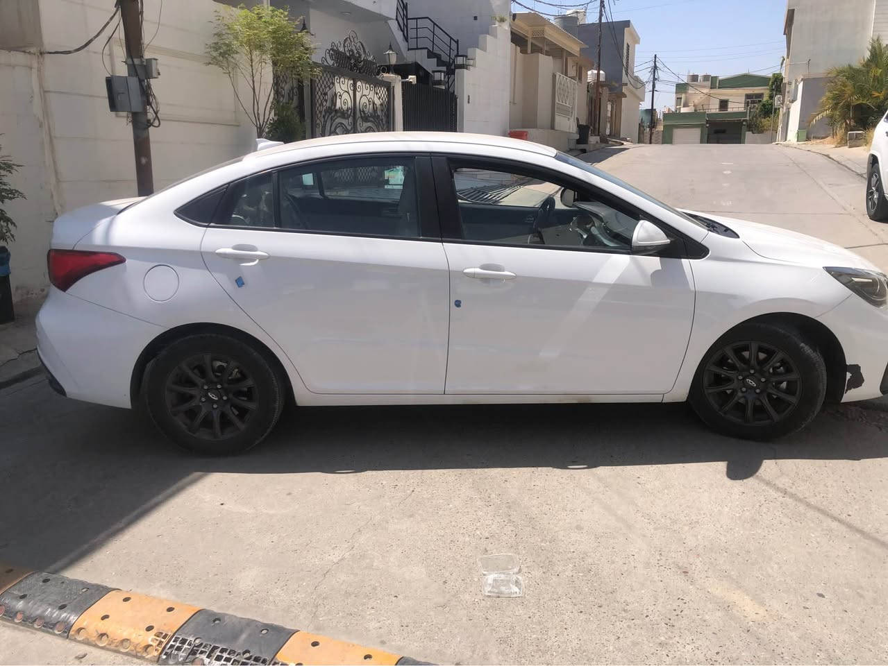 سلام عليكم
شيري اريزو5 
موديل 2024
ماشية 35.000km
سيارة كلين
كوبون بنزين موجود
مواصفات:حساس خلفي.تبريت مركزي.اوتو هولد
.جام كهربائي.بلوتوث
سيارة بسمي
مكان سيارة كركوك
رقم هاتف:***********
سعر بي مجالت Singapore
