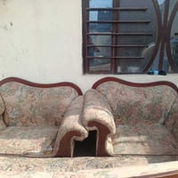 صوفا • للبيع