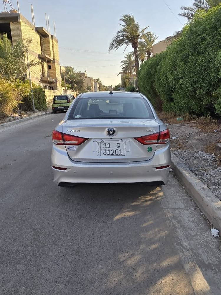 السلام عليكم
سيارة شانجان السفن l7 2025 للبيع
1-حساسات خلفية
2- فتحة سقف
3-ABS
4-تبريد
5-تدفئة
6-شاشة
7-بلوتوث
8-كامرة خلفية
9-إنارة ليد  كشاف ضباب 
10-ماشية 28 الف
11- ملاحظة/ سيارة بدون صبغ فقط تعديل بالجاملغ الايسر  وشخوط بسيطة  
                                       -12 رقم بغداد باسمي 
كير محرك  تبريد مكفول 
سعر 92  ورقة وبيها مجال اتصل وتدلل 
للاتصال و استفسار *********** 
مكاني بغداد شارع فلسطين بغداد, العراق
