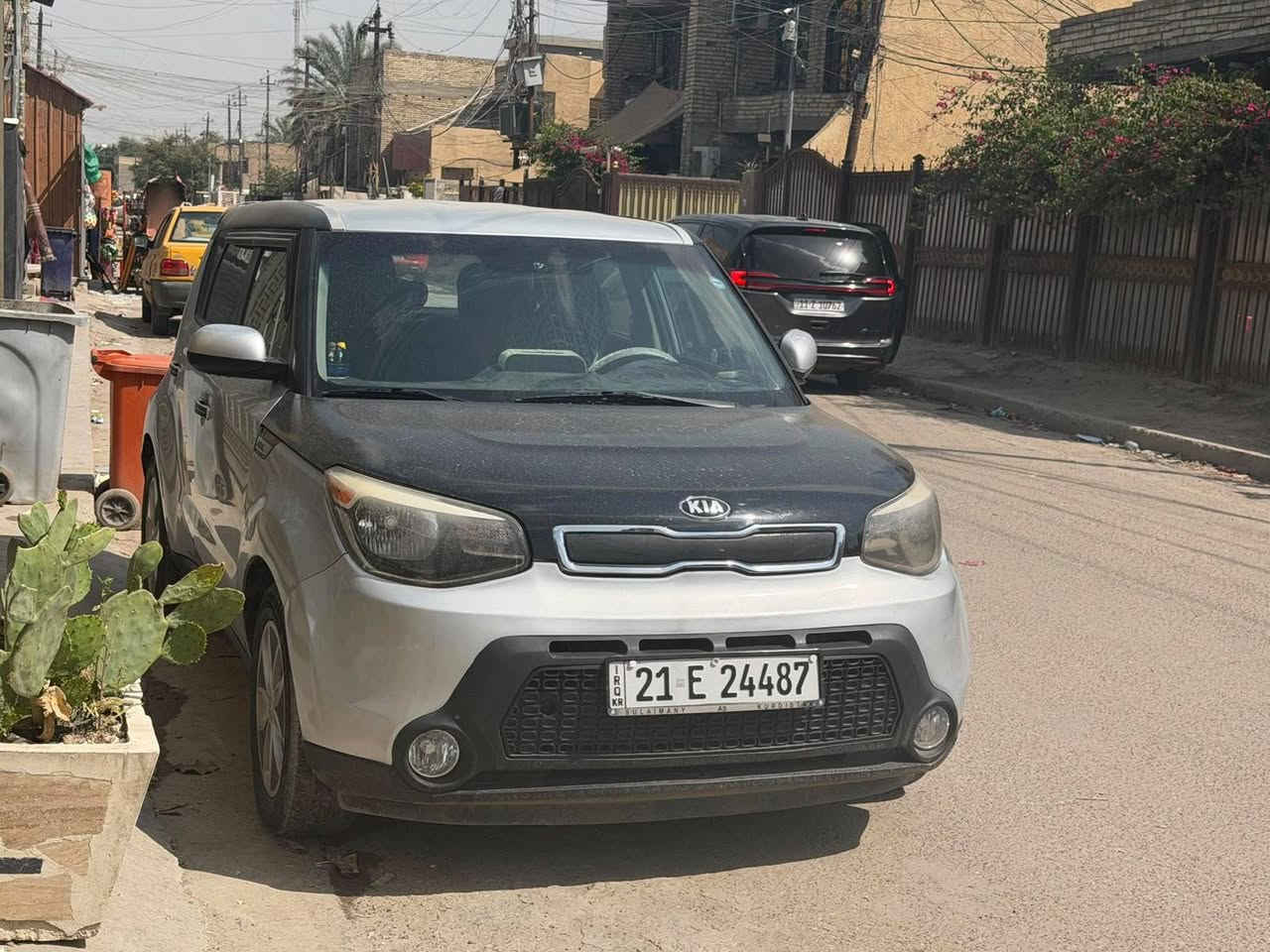 السلام عليكم من رخصت الادمن عندي صول ٢٠١٦ وارد امريكي حادث جاملخ وبنيد بدون دواخل رقم سليمانيه بسمي تحويل مباشر مكينه 1600 السعر٩٥ وبيه مجال رقم ***********
