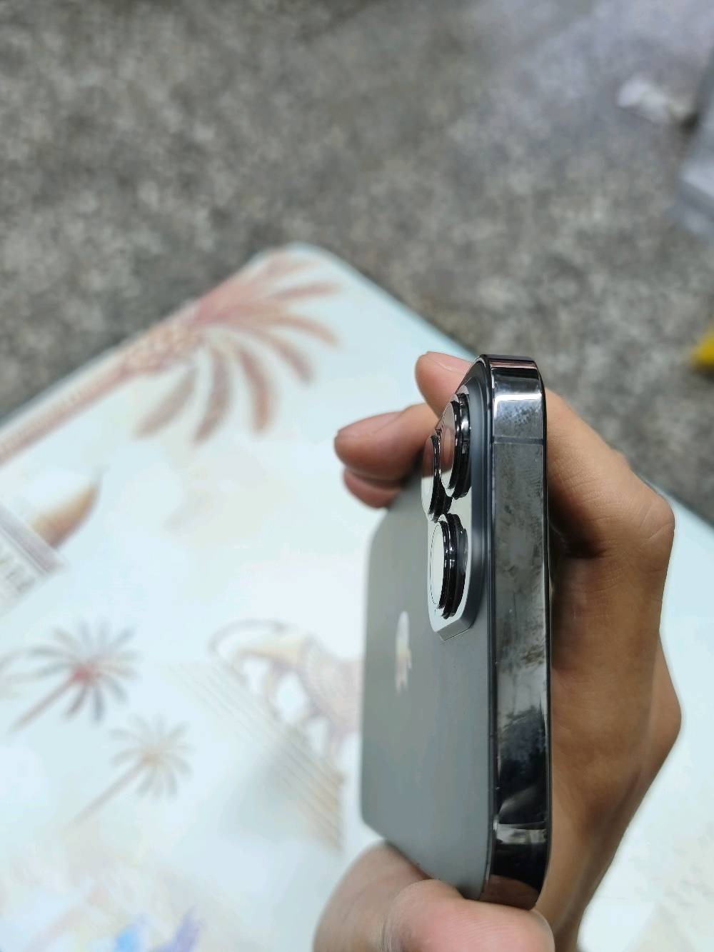 📱 للبيع iPhone 13 Pro Max 🔥

💰 السعر: 480 ألف — وبي مجال بسيط حك الجيه

الجهاز نظافته فول الفول 💯 وحالته كلش حلوة، وكلشي بي شغال ومجرب على الفحص ✅

🔹 ذاكرة 256GB
🔹 دبل سيم
🔹 شاشة أصلية وبلاديه ومكفوله
🔹 اللمس سريع وسلس ⚡
🔹 Face ID شغال ومكفول
🔹 الكامرات كلها شغالة ومكفولة وتصويرها دقة عالية 📸
🔹 السبيكرات والصوت فول الفول 🔊
🔹 الواي فاي ✅
🔹 البلوتوث ✅
🔹 الشبكة والاتصالات مجربة
🔹 الجهاز سريع وسلس وما بي ثقل
🔹 البطارية مبدلة بنوعية ممتازة وحالياً تقره 100%
🔹 الجهاز نظيف جداً من الداخل والخارج

⚠️ ملاحظة: السيم كارت مرات يشتغل ومرات يوكف، ويرادله تصليح بسيط، ولهذا مذكور بالسعر.

📍 المكان: بغداد — حي العامل، قرب شارع المصرف



📞 الشراي يجي 

💰 480 ألف وبي مجال بسيط حك الجيه