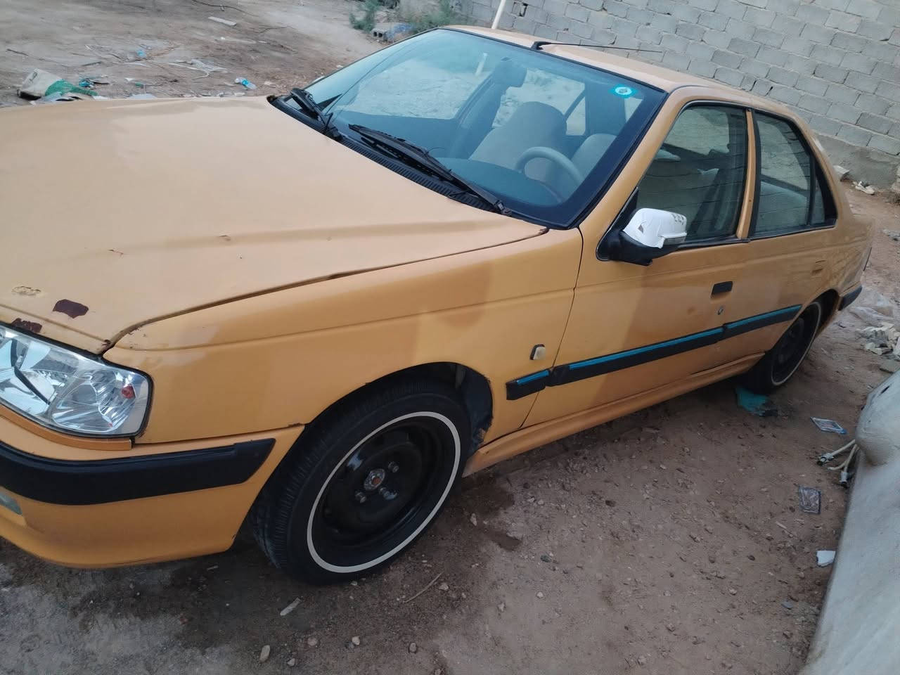 سلام عليكم بيجو باص مديل 2015السياره حلوه مثل ما موظحه بل صوره كله شغال بس ضربه الجاملغ الخلفي رقم بغداد مكان السياره كربلاء البوبيات /*********** /***********/. اتصل ودلل
