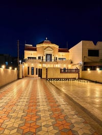 العامرية شارع السفارات • ايجار تجاري • كراج ١٥+