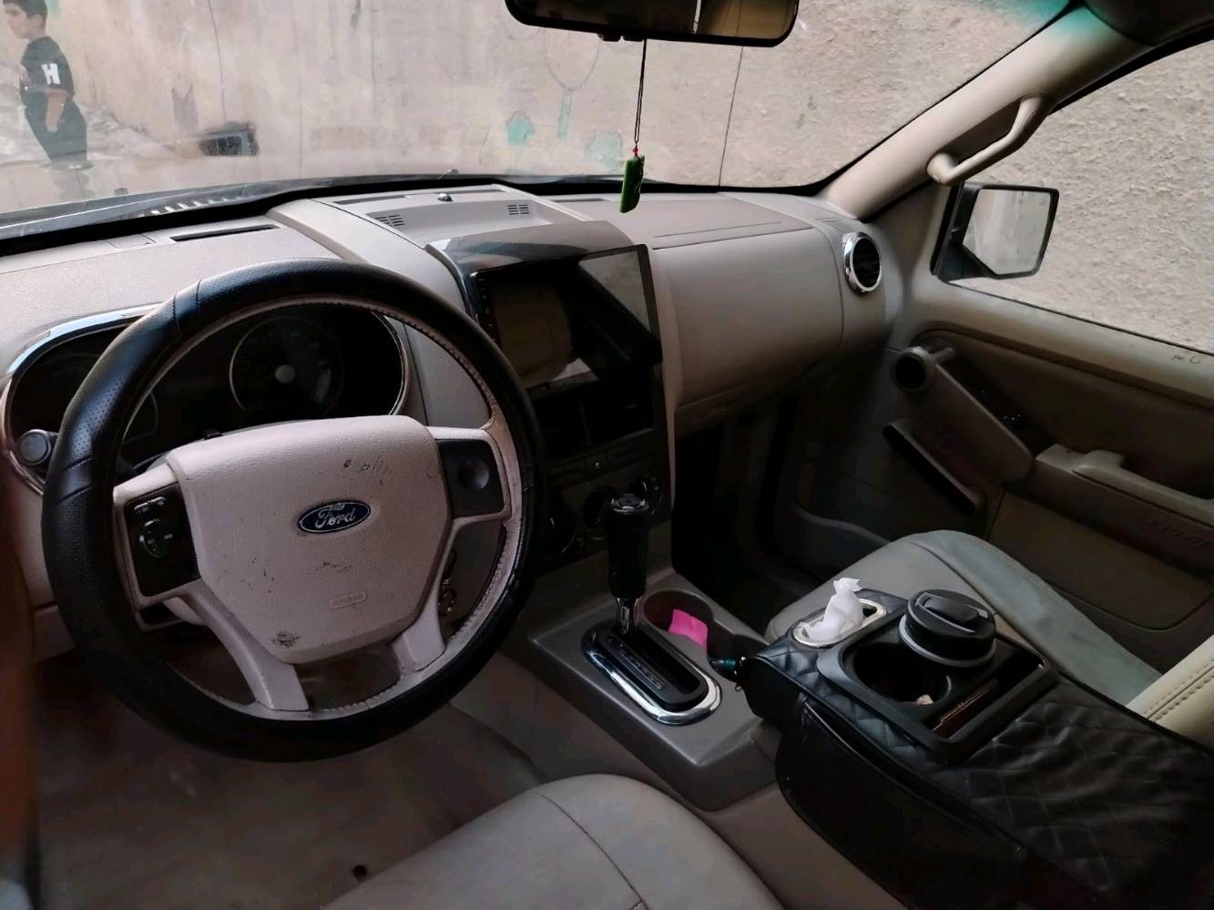 فورد اكسبلورر للبيع او المرواس مديل 2007 محرك كير تبريد حداده شرط 7 راكب 3 قطع تبريد مكاني بصره رقم ***********