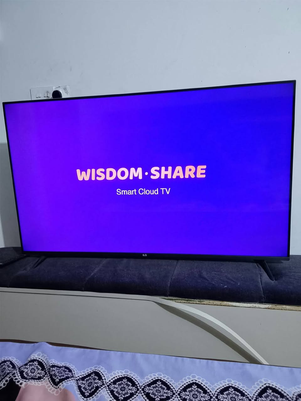 بلازما ٦٠بوصة • فول سمارت LG • نضيفه ٥شهور