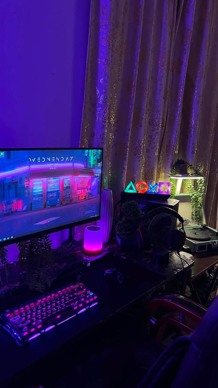 مواصفات :
Intel Core i5-9400F :معالج
Nvidia GTX 1660 Super 6GB :كارت شاشة •
Crucial 16GB DDR4 2660 :رام •
Kingston SSD 240GB :تخزين
ASUS H310M-KB2 :لوحة •
AeroCool Lux 650W :jg°
تشغل العاب :
Fortnite - High settings•
Valorant - Max•
CS2 - Medium/High•
GTA V - Very High•
PUBG Steam - Medium/High•
Apex Legends - Medium/High•
Rocket League - Max•
Rainbow Six Siege - High/Very High•
Forza Horizon 4 & 5 - Medium/High•
Medium - (asäll) Call of Duty Warzone•
FIFA 22-23-24 - High•
للامانة تشغل الترا كل الالعاب المذكورة فوك ال100 فريم بس اذا تريد يوصل لل200 حطها نفس الاعدادات الفوق
الحاسبة مالتي :ممستخدمها لشيء مثل سوالف تعدين الخ ...سبب البيع اريد اطورها ان شاء الله
سعرها 550 بس بيها مجال والشراي يجي ونتفاهم بالسعر ان شاء الله 

للتواصل:***********
