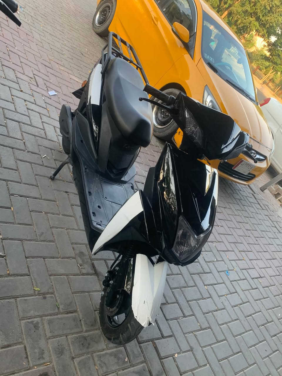 للبيع ماكس شحن
خمس بطاريات 

من شركه ولي

32 أمبير  

نضام رجوع للبك 

سرعته 60 حقيقي يمشي بس

عقل رياضي 

ملف3000 حقيقي 

موديل26

شخط ما بي 

السعر 600 وبي مجال 

مكاني كركوك الاسرء المفقودين 

متواجد خاص وعل الرقم ***********

ملاحضه يرهم مراوس
