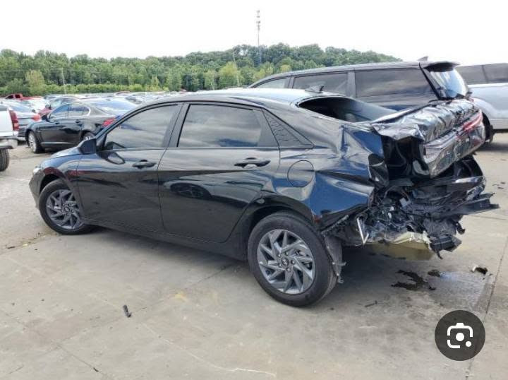 النترا مديل 24 امريكي 
حادث موجود بالصور 
ماشيه 50
بيهه منضومه غاز سياره جديده ما ناقصهه اي شي 
السعر 138
بغداد الشعب 
***********
