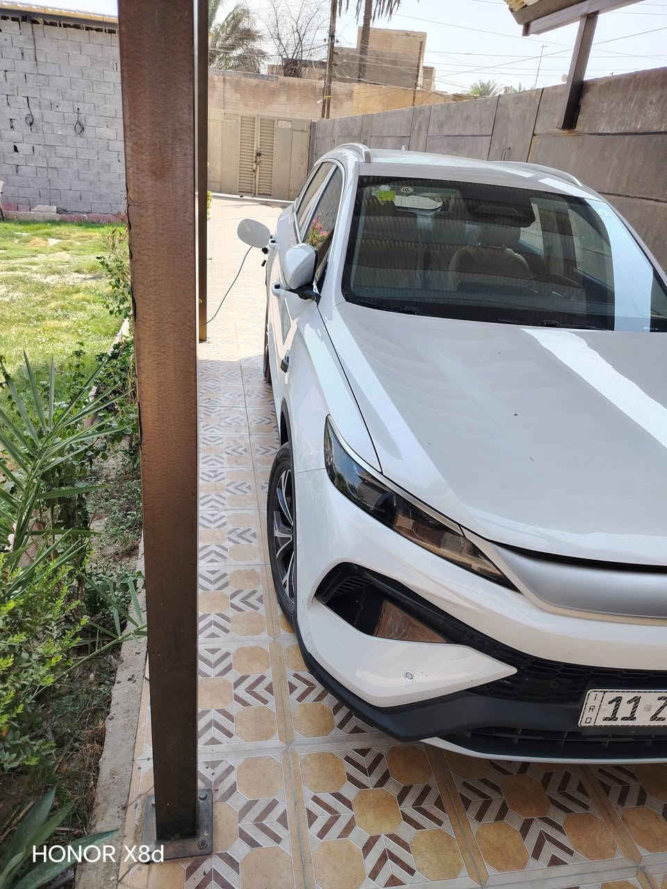 للبيع سونك برو ٢٥ سياره جديده ماشيه ١١ الف خابط كهرباء بانزين الشحن ٧٥كيلو بغداد سعره ٢٨ للاستفسار واتساب ***********

نص مكتوب في الصور:
- HONOR X8d